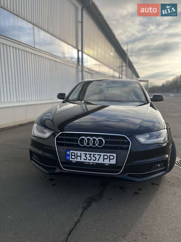 Седан Audi A4 2014 в Білгороді-Дністровському