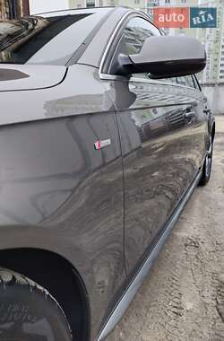 Универсал Audi A4 2015 в 