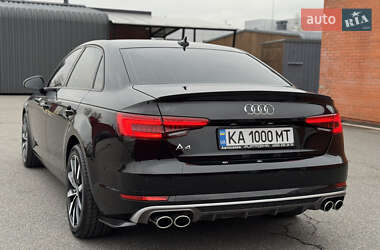 Седан Audi A4 2015 в Киеве