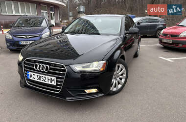 Седан Audi A4 2013 в 