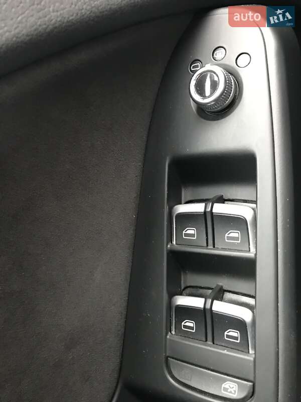 Универсал Audi A4 2014 в Киеве