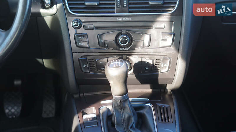 Седан Audi A4 2008 в Глыбокой