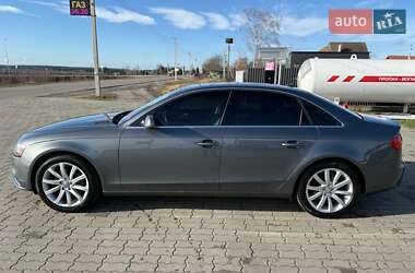 Седан Audi A4 2012 в Львові