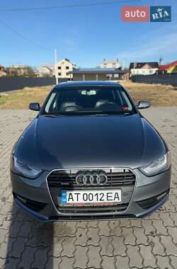 Седан Audi A4 2012 в Львові