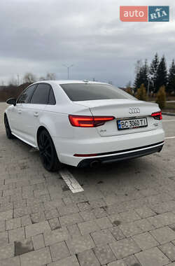 Седан Audi A4 2016 в 