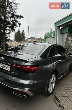 Седан Audi A4 2020 в 