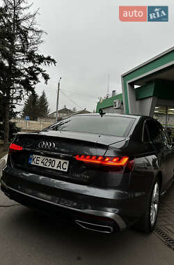 Седан Audi A4 2020 в 