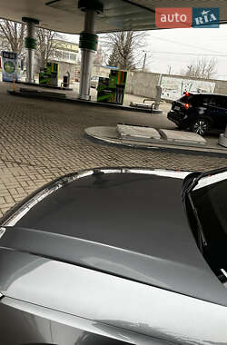 Седан Audi A4 2020 в 