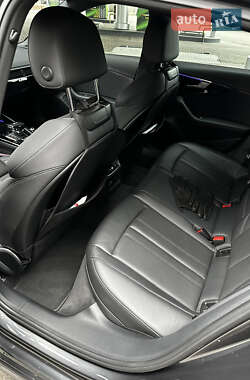Седан Audi A4 2020 в 