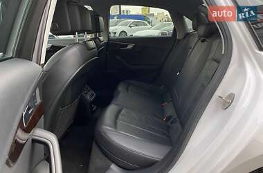 Седан Audi A4 2019 в Львове