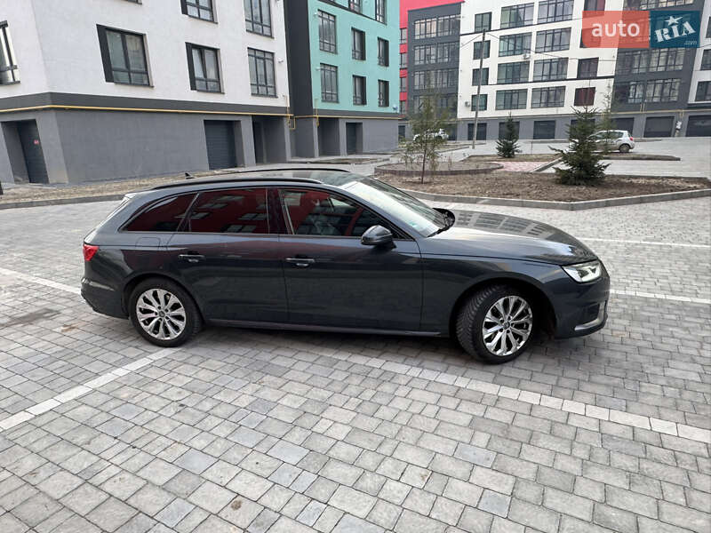 Універсал Audi A4 2019 в Івано-Франківську