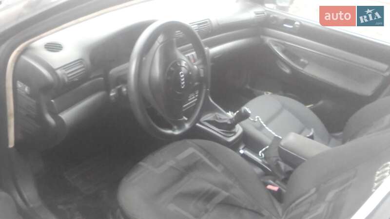 Универсал Audi A4 1996 в Золотоноше