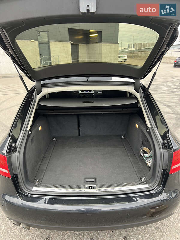 Универсал Audi A4 2010 в Киеве