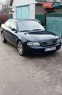 Седан Audi A4 1996 в Черкассах