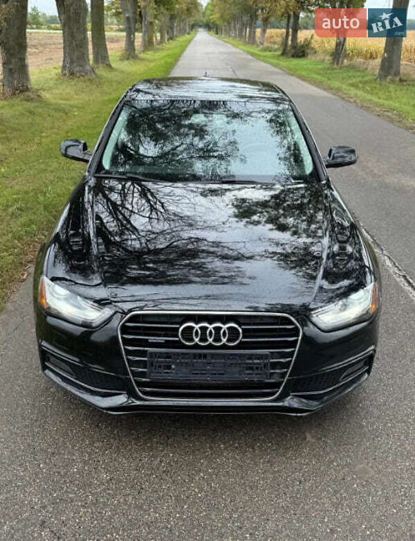 Седан Audi A4 2015 в 