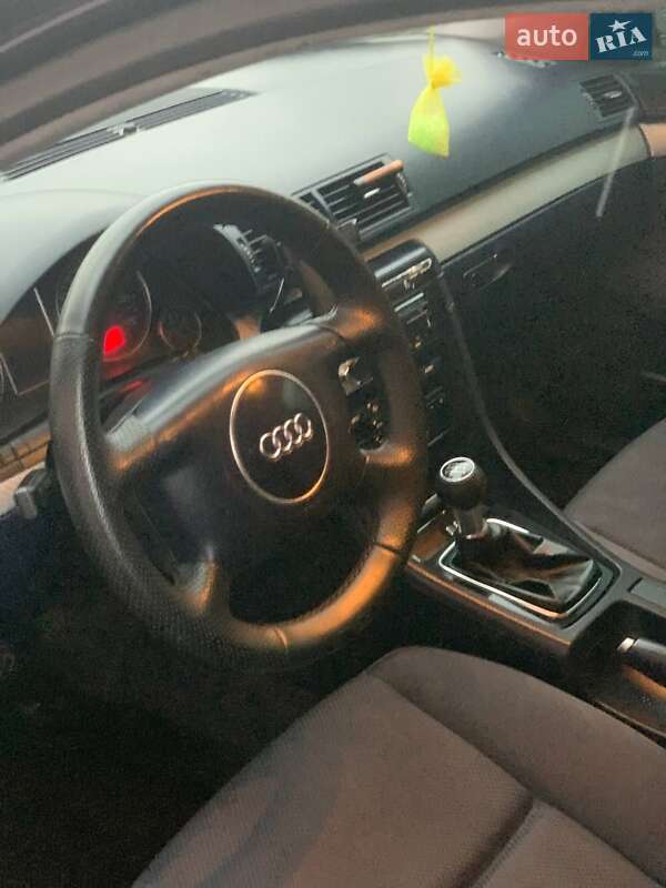 Универсал Audi A4 2002 в Луцке