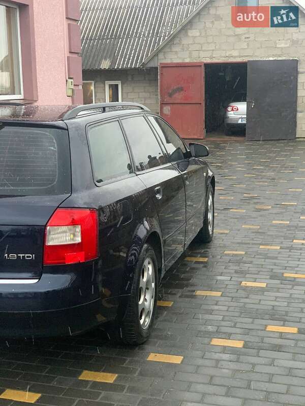 Универсал Audi A4 2002 в Луцке