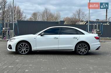 Седан Audi A4 2021 в Дніпрі