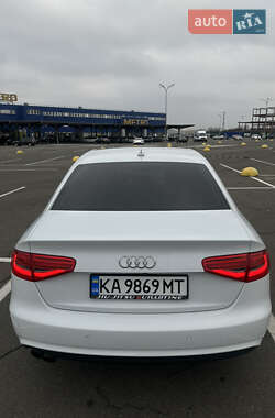 Седан Audi A4 2013 в Києві