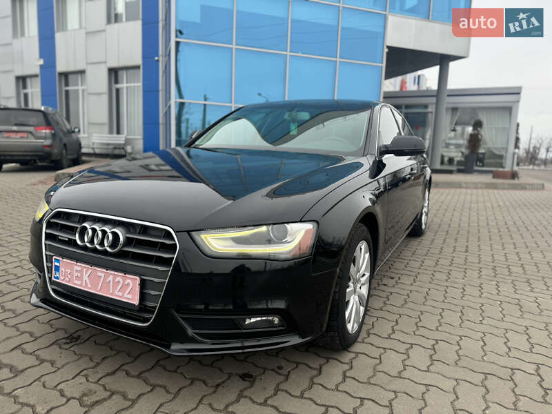 Седан Audi A4 2013 в Ковеле