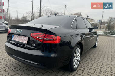 Седан Audi A4 2013 в Ковеле