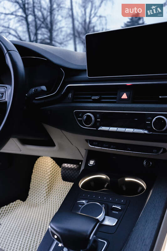 Седан Audi A4 2018 в Ірпені