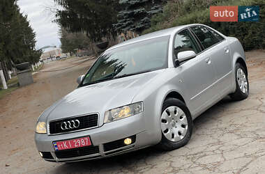 Седан Audi A4 2004 в Христиновке