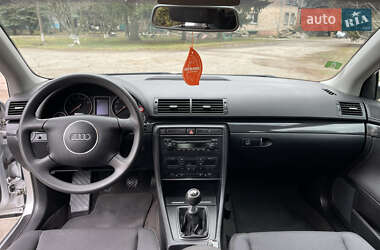 Седан Audi A4 2004 в Христиновке