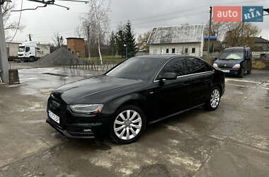 Седан Audi A4 2014 в Чернівцях