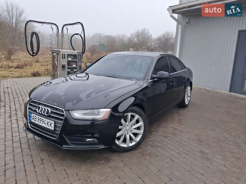 Седан Audi A4 2013 в Жмеринці