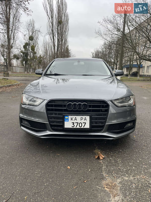 Седан Audi A4 2014 в Киеве