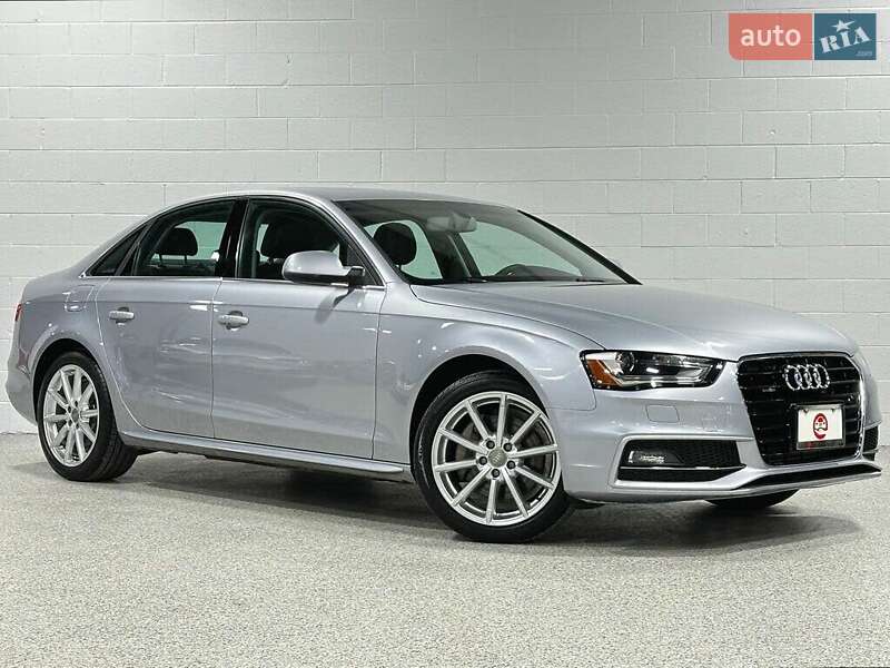 Седан Audi A4 2015 в Львове