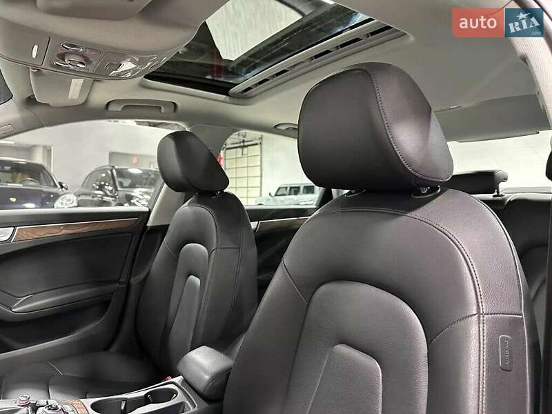 Седан Audi A4 2015 в Львове