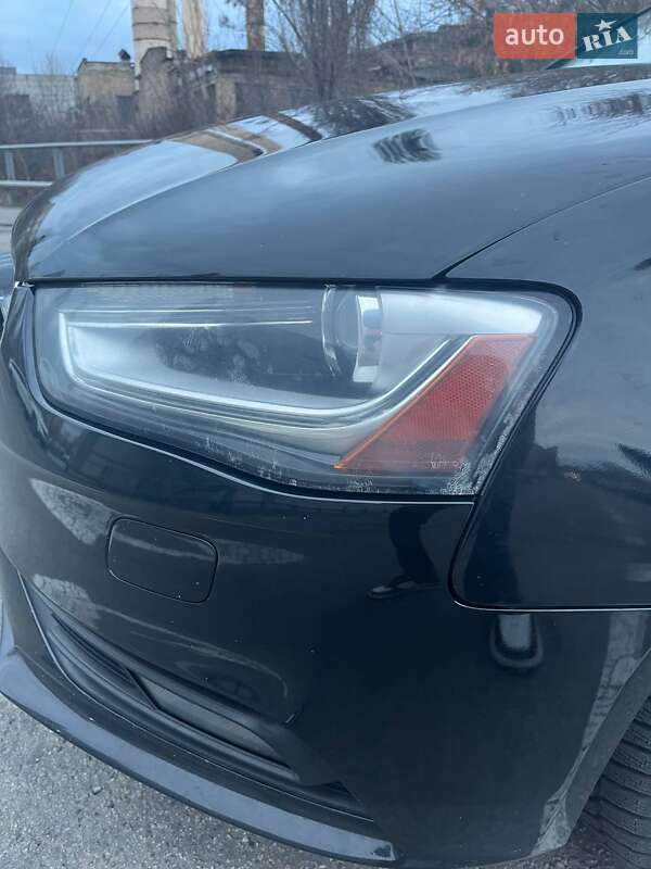Седан Audi A4 2013 в Киеве