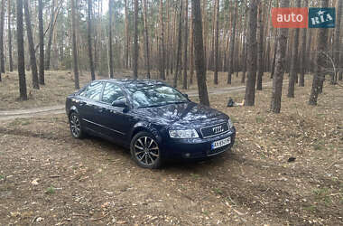 Седан Audi A4 2004 в Безлюдовке