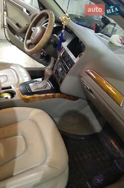 Седан Audi A4 2011 в 
