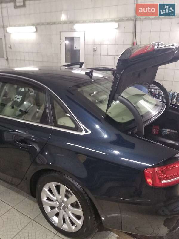 Седан Audi A4 2011 в Каменском фото 5 Седан Audi A4 2011 в Каменском