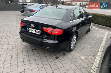 Седан Audi A4 2012 в Львові