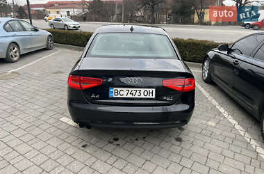 Седан Audi A4 2012 в Львові