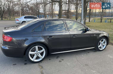 Седан Audi A4 2010 в 