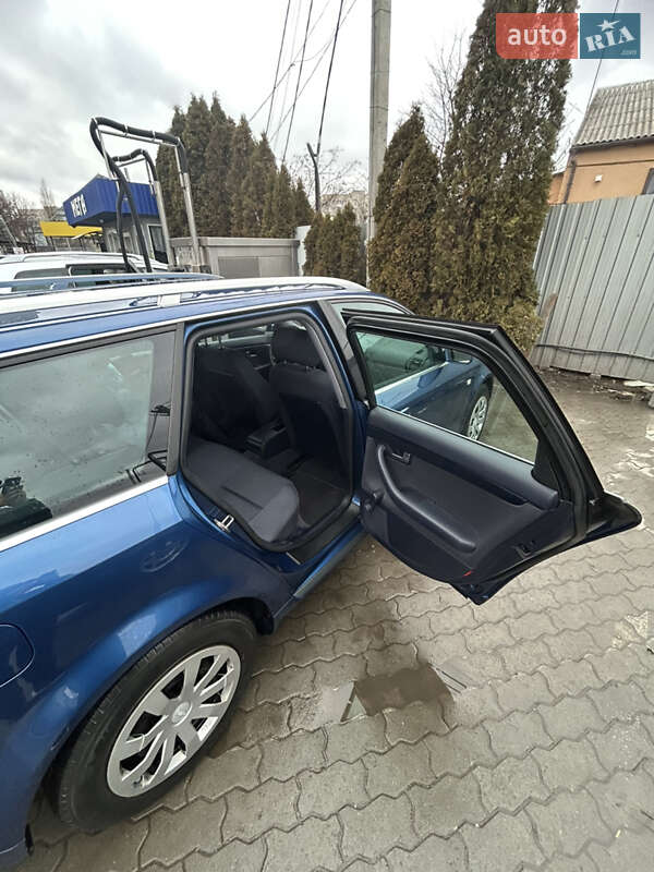 Універсал Audi A4 2004 в Луцьку
