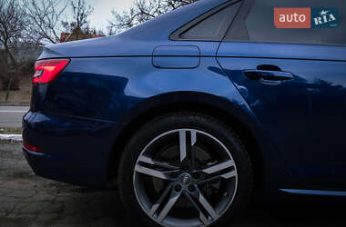 Седан Audi A4 2017 в Києві