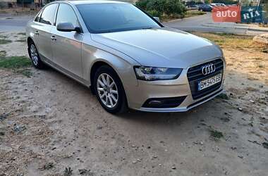 Седан Audi A4 2012 в Сумах