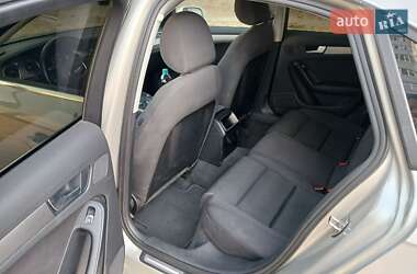 Седан Audi A4 2012 в 