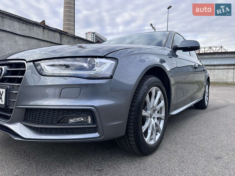 Седан Audi A4 2014 в Киеве