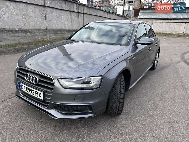 Седан Audi A4 2014 в Киеве