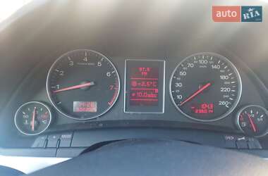 Седан Audi A4 2003 в Борщеве