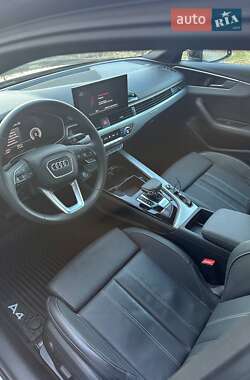 Седан Audi A4 2023 в 