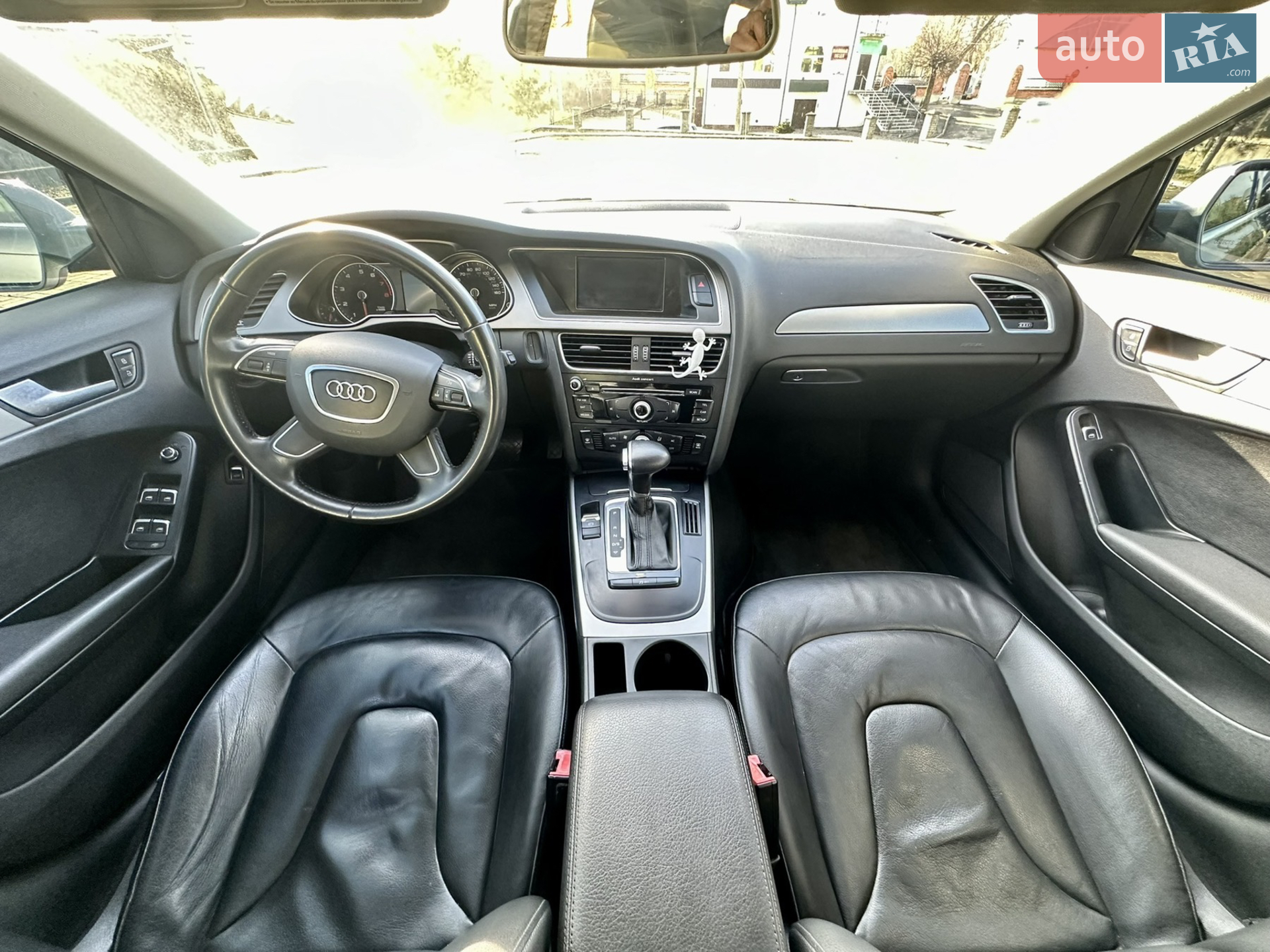 2013 Audi A4 - мініатюра 8