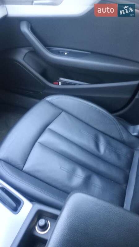 Универсал Audi A4 2017 в Рени